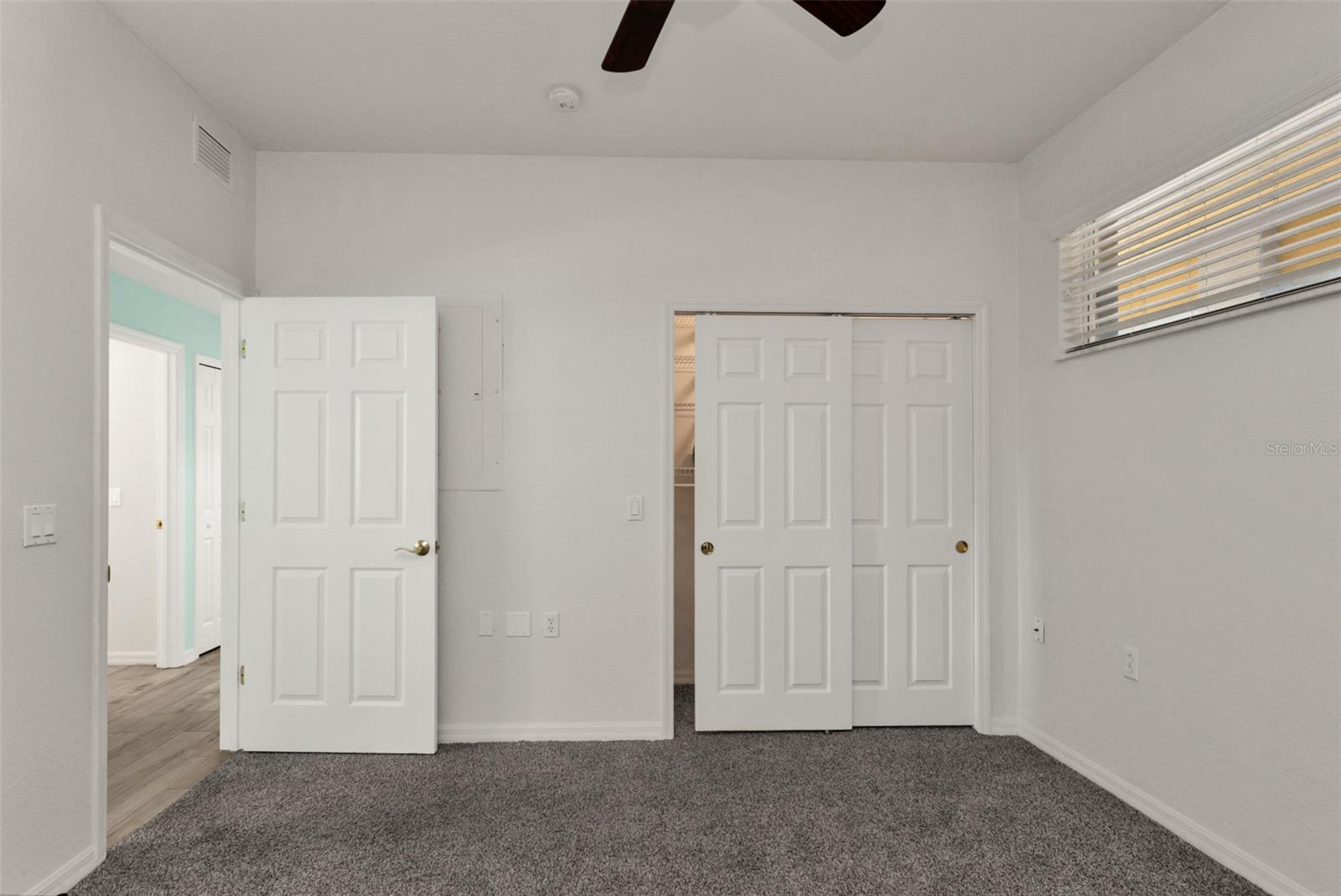 Image 22 of 68 For 255 End Drive 2211