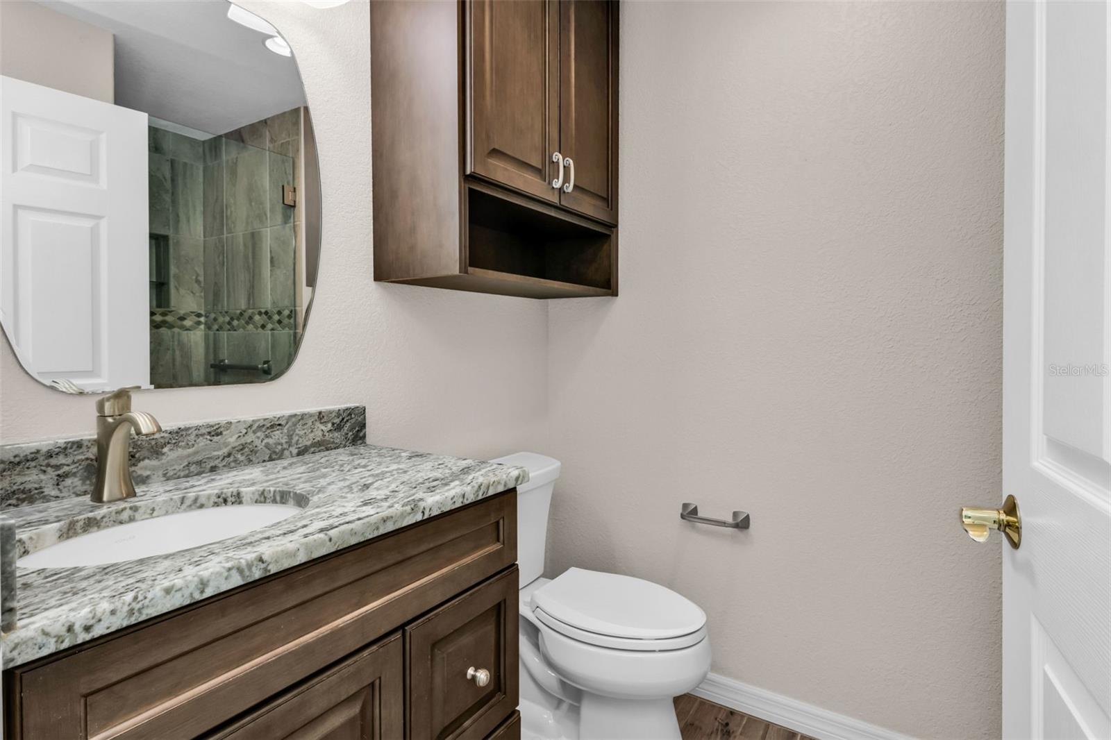 Image 23 of 68 For 255 End Drive 2211