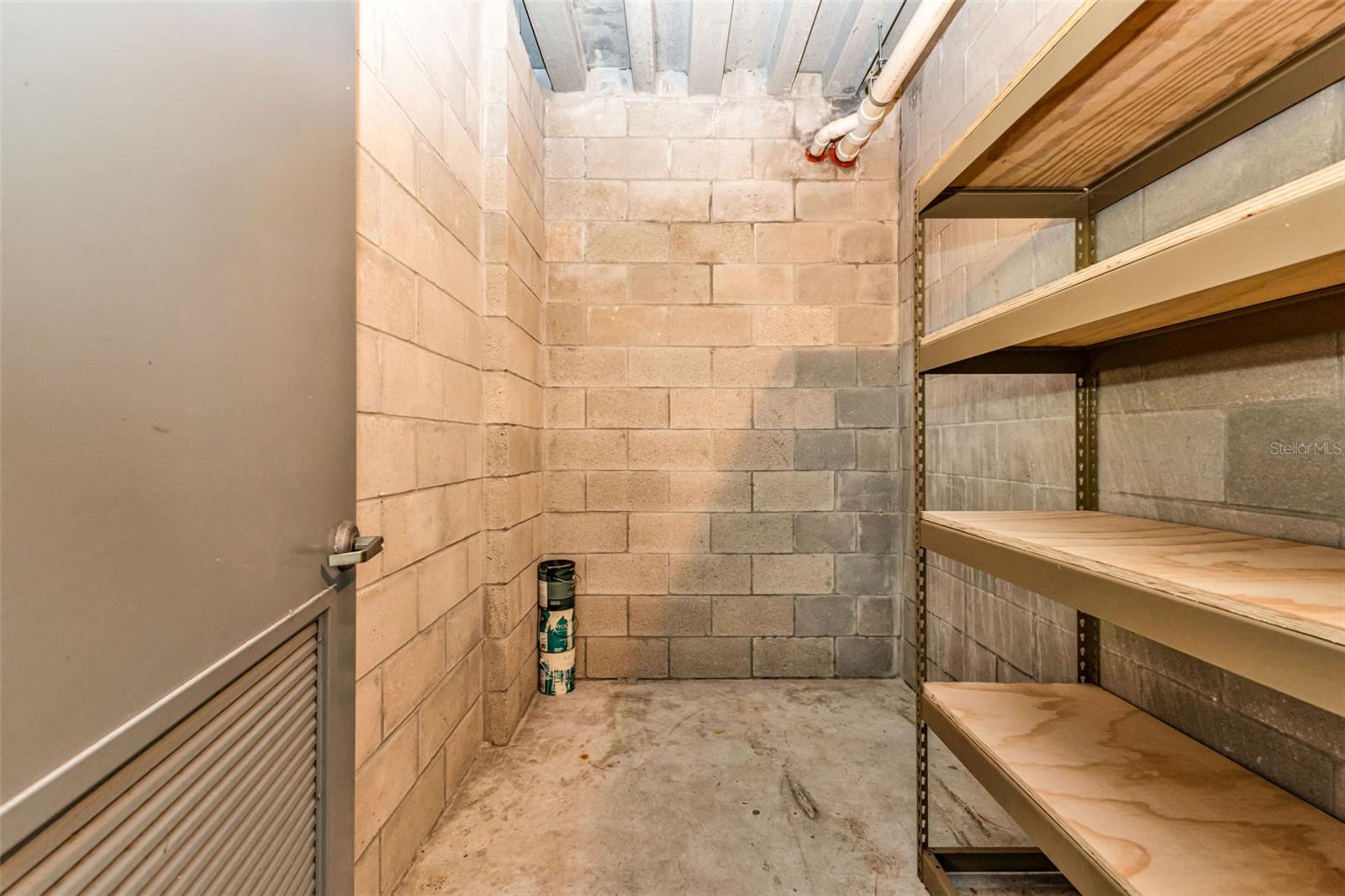 Image 30 of 68 For 255 End Drive 2211