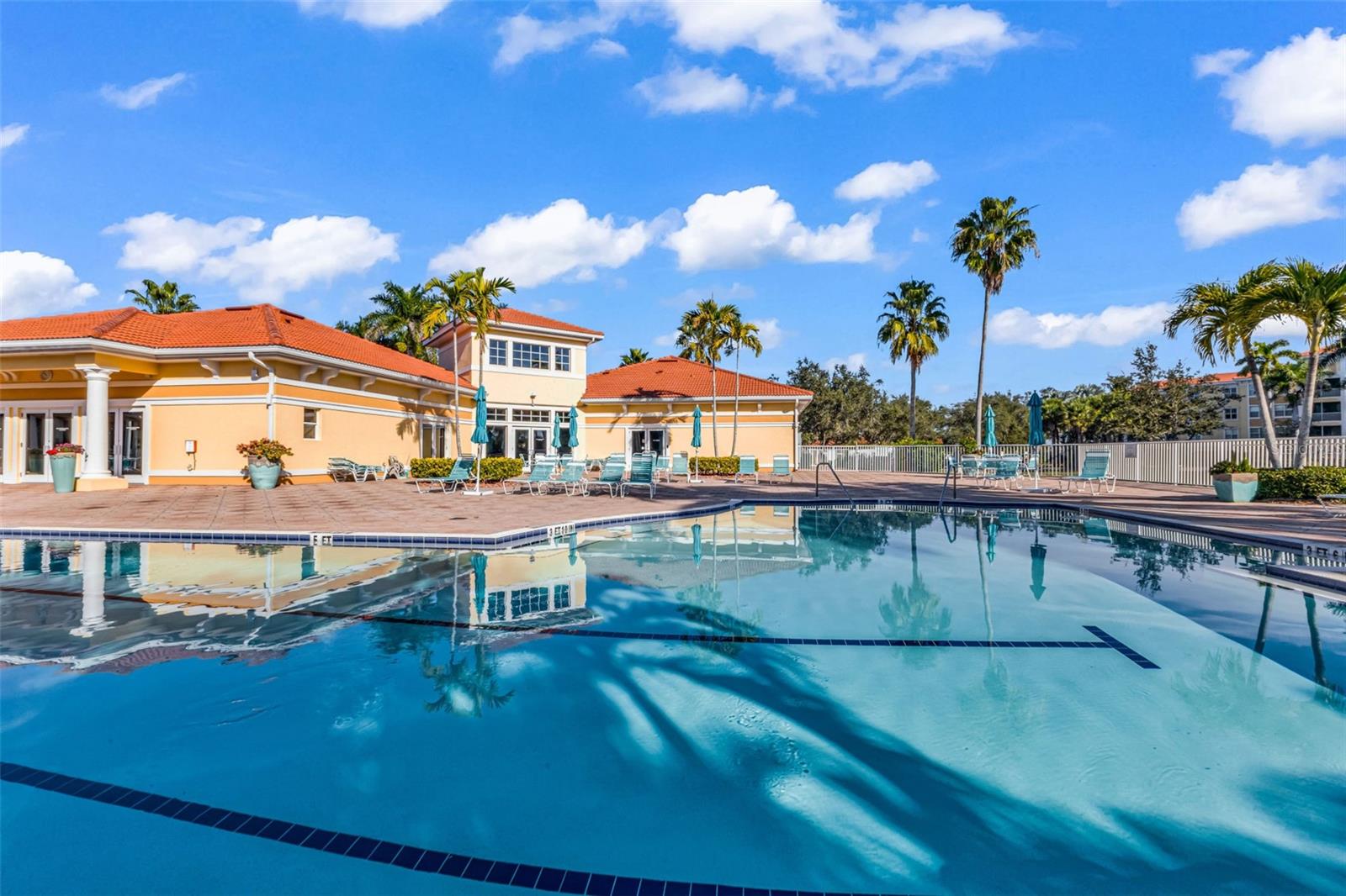 Image 33 of 68 For 255 End Drive 2211