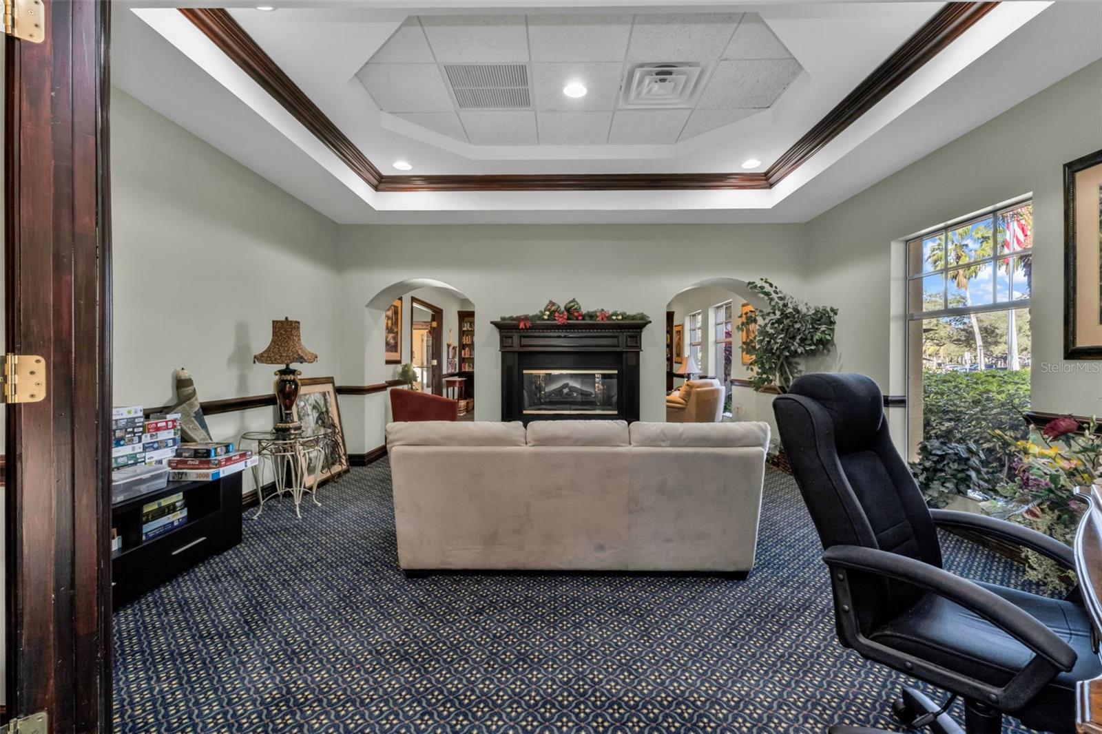 Image 42 of 68 For 255 End Drive 2211