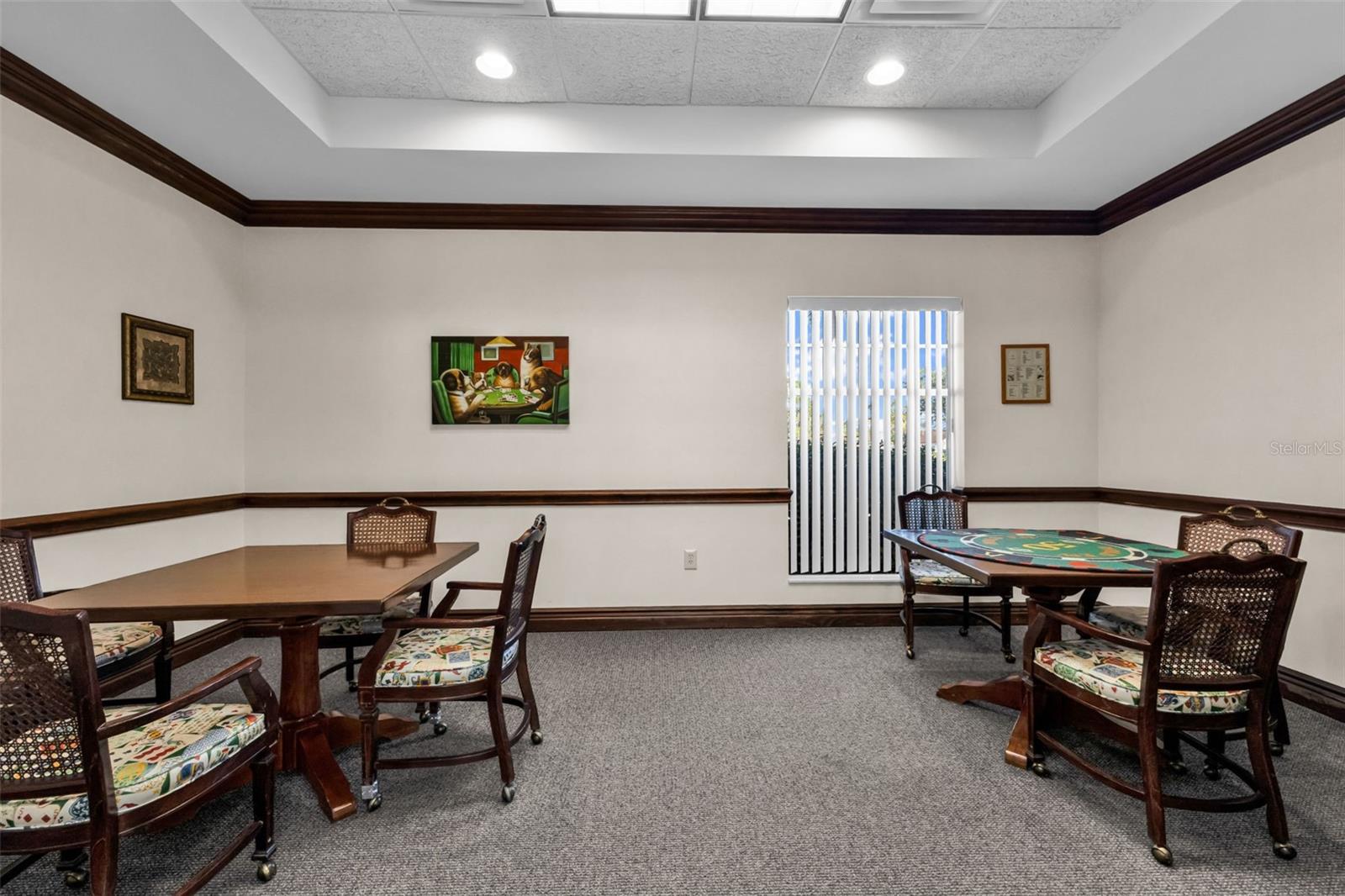 Image 43 of 68 For 255 End Drive 2211