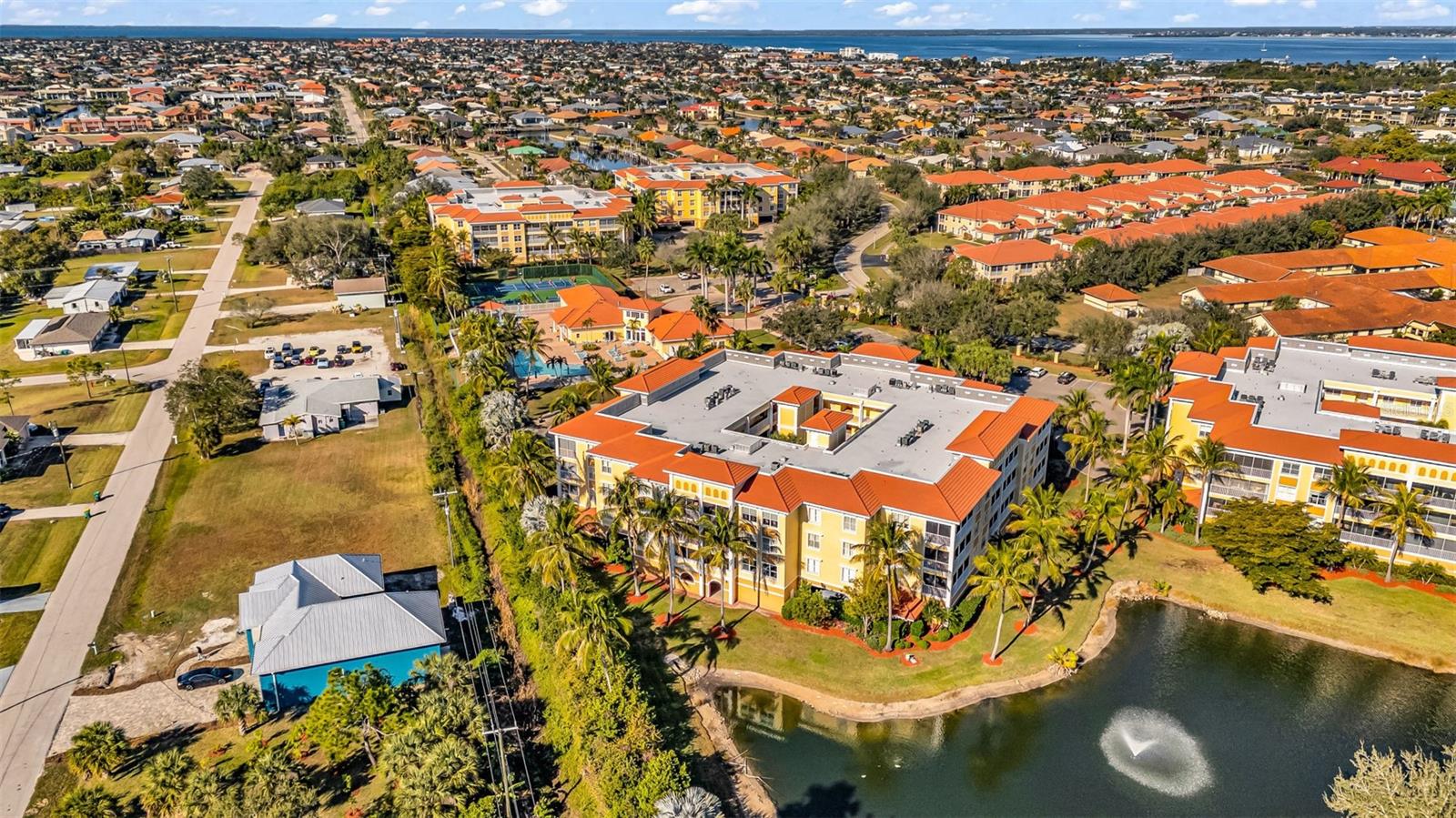 Image 64 of 68 For 255 End Drive 2211