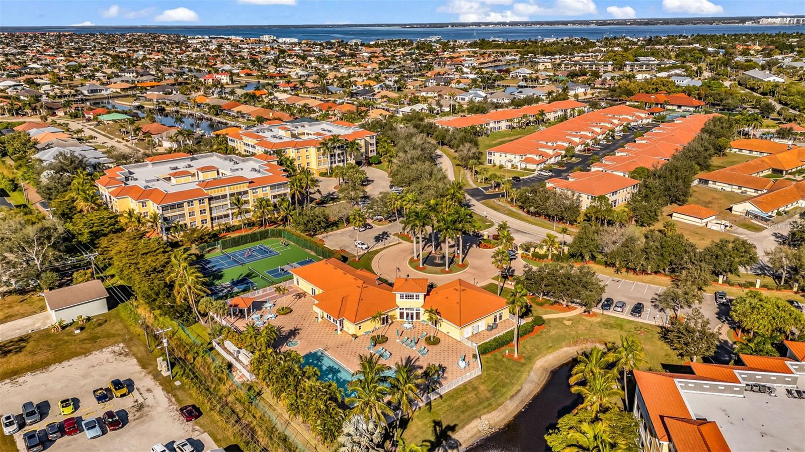 Image 68 of 68 For 255 End Drive 2211