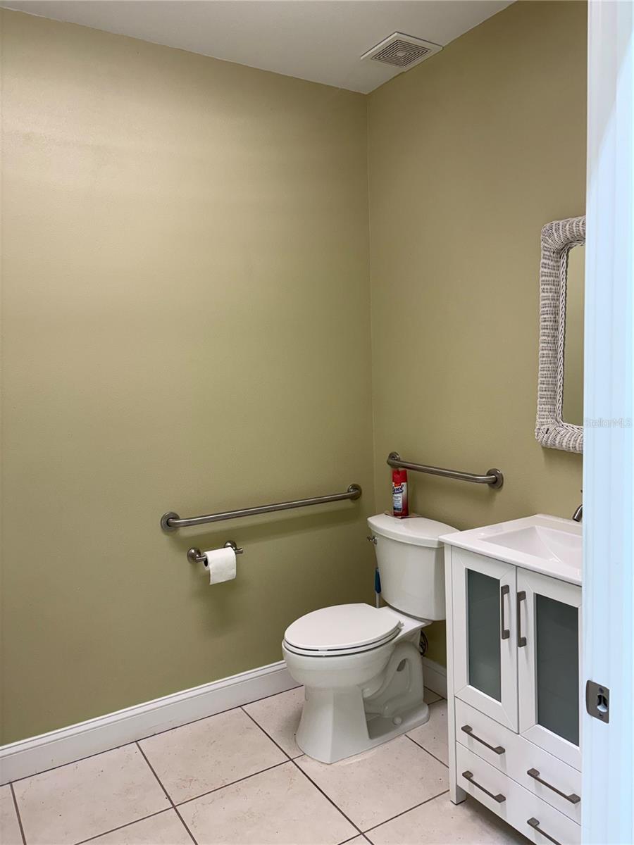 Image 7 of 11 For 24690 Sandhill Boulevard 601