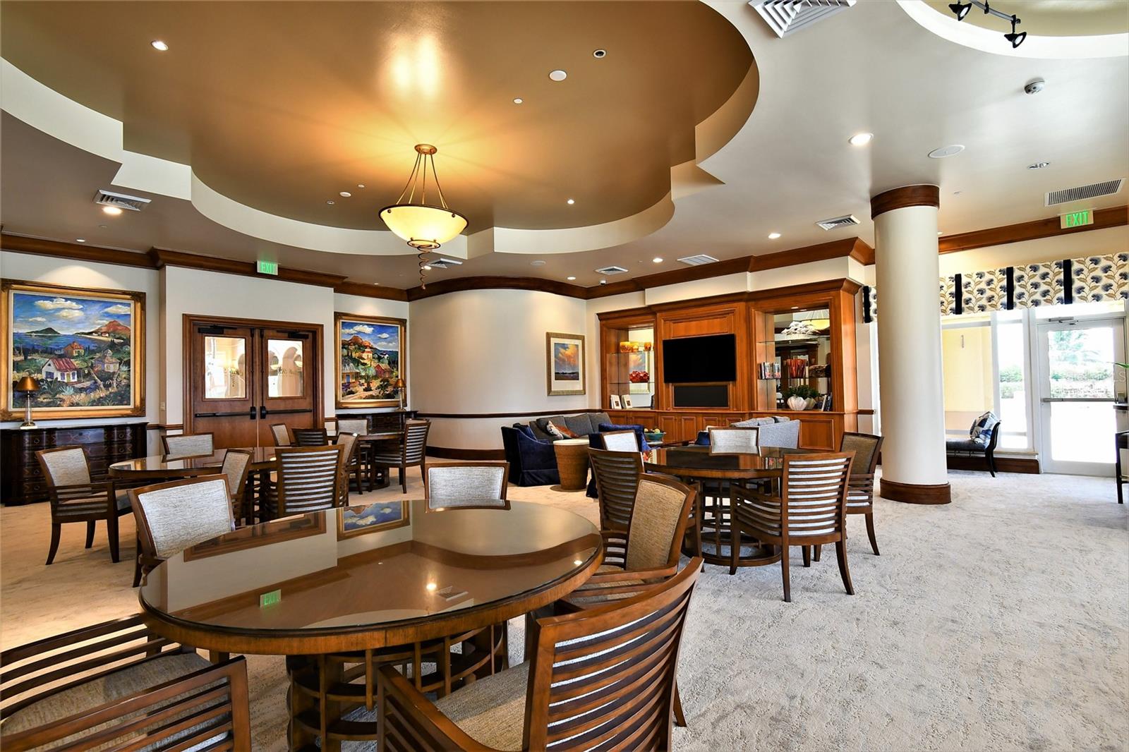 Image 33 of 42 For 3321 Sunset Key Circle 408