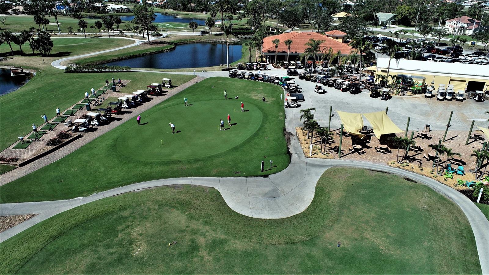 Image 35 of 42 For 3321 Sunset Key Circle 408