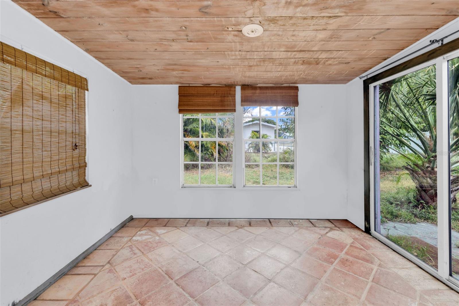 Image 16 of 33 For 830 3rd Street