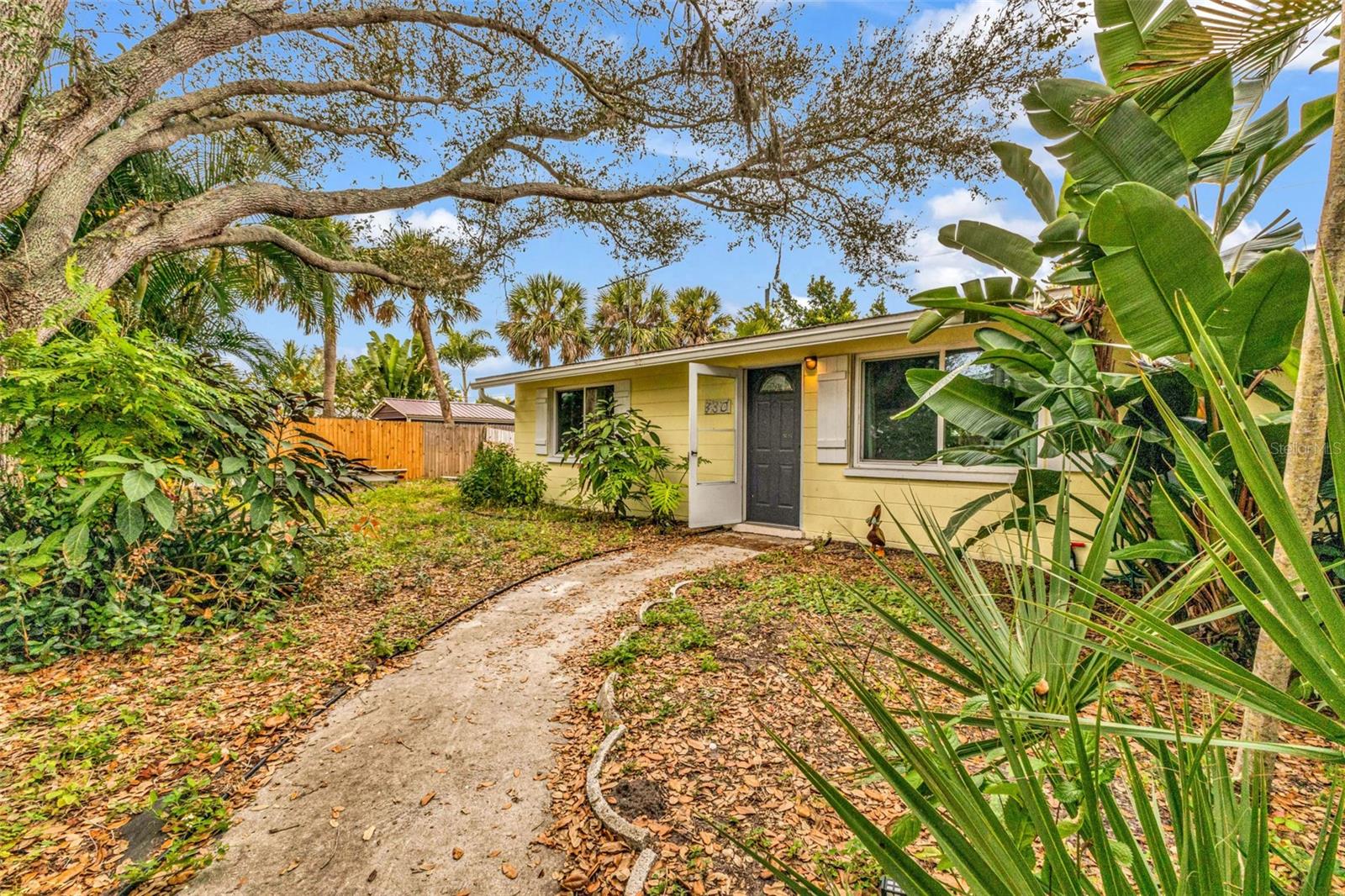 Image 2 of 33 For 830 3rd Street