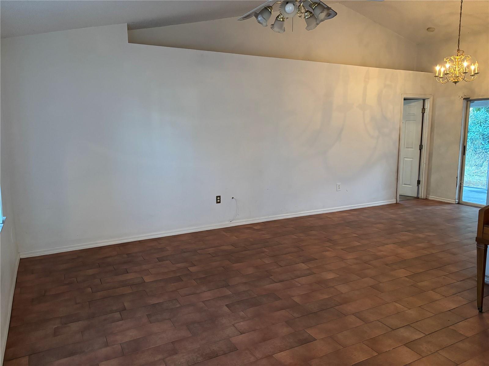 Image 6 of 6 For 2405 Appaloosa Circle