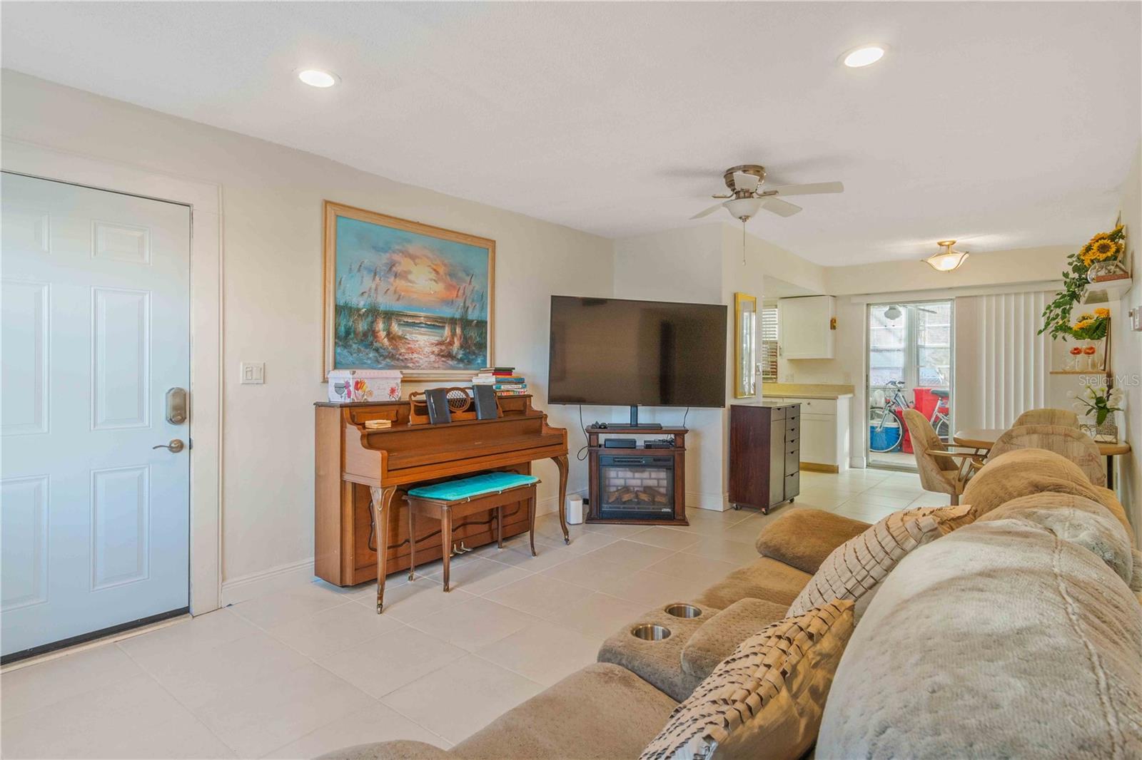 Image 10 of 36 For 4158 Tamiami Trail G2