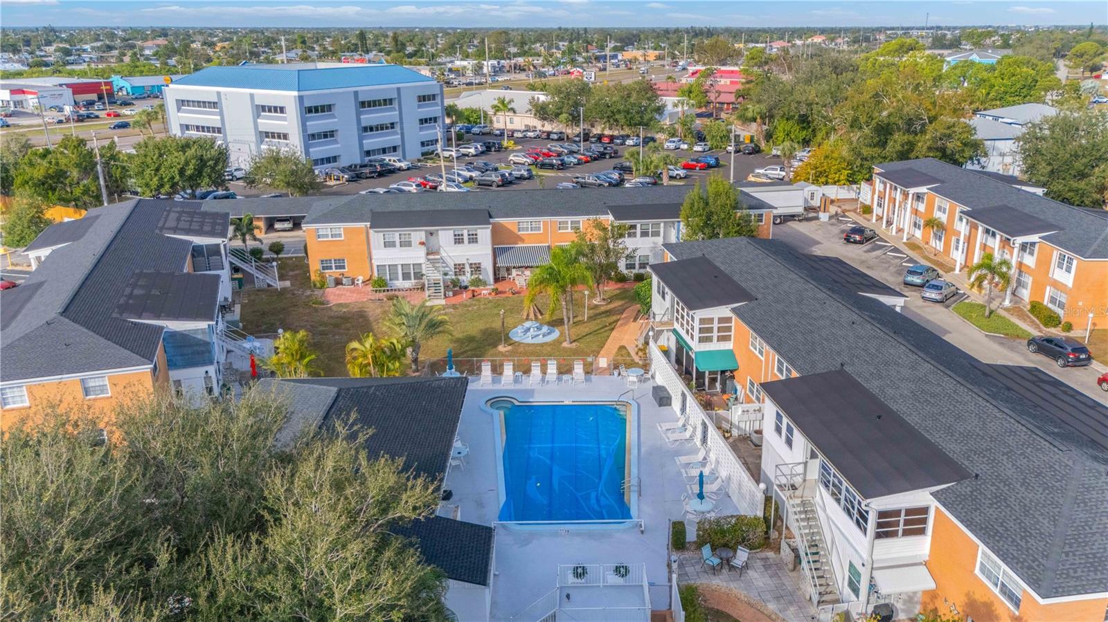 Image 35 of 36 For 4158 Tamiami Trail G2