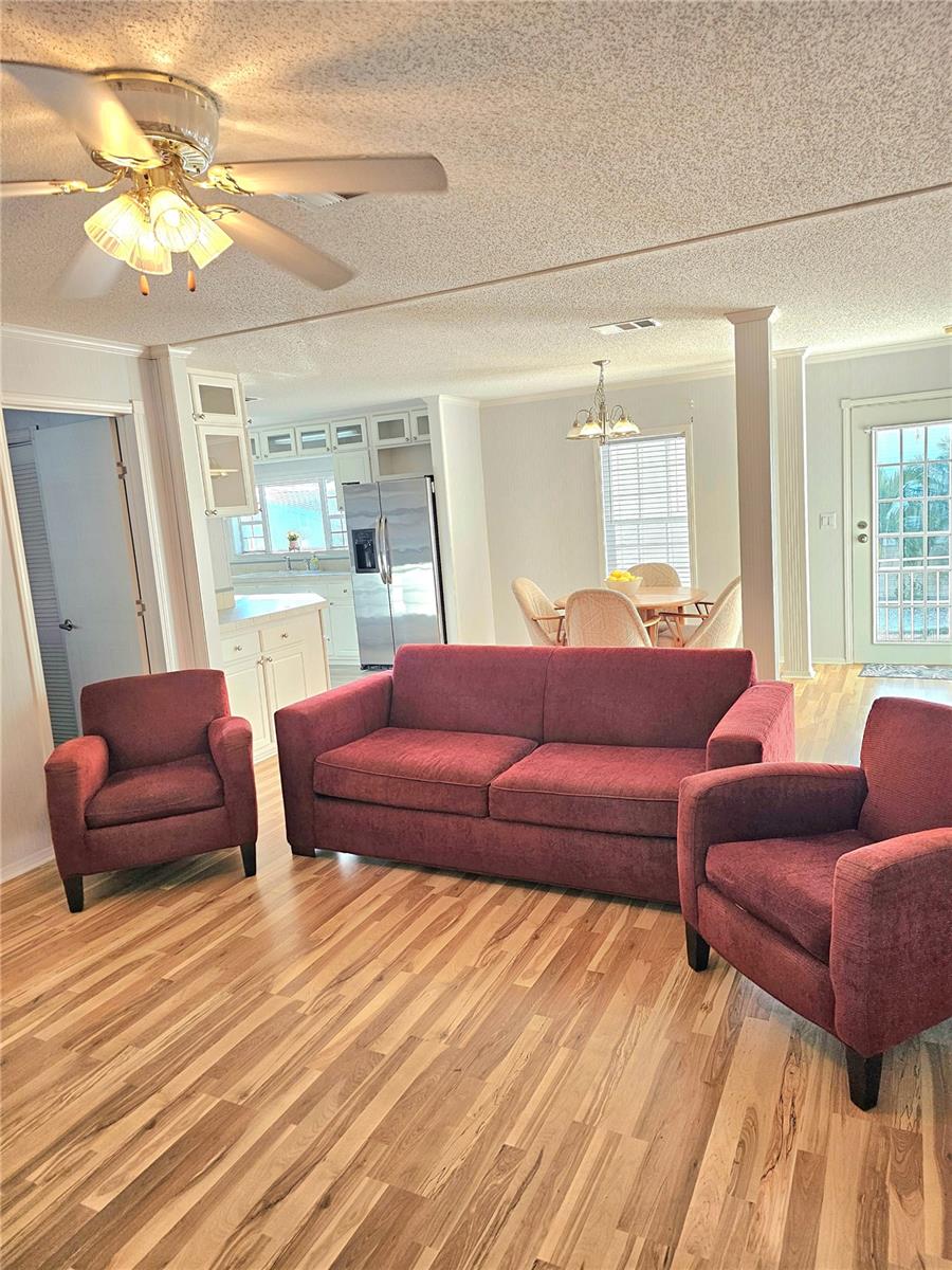 Image 11 of 43 For 65 Windmill Blvd Boulevard