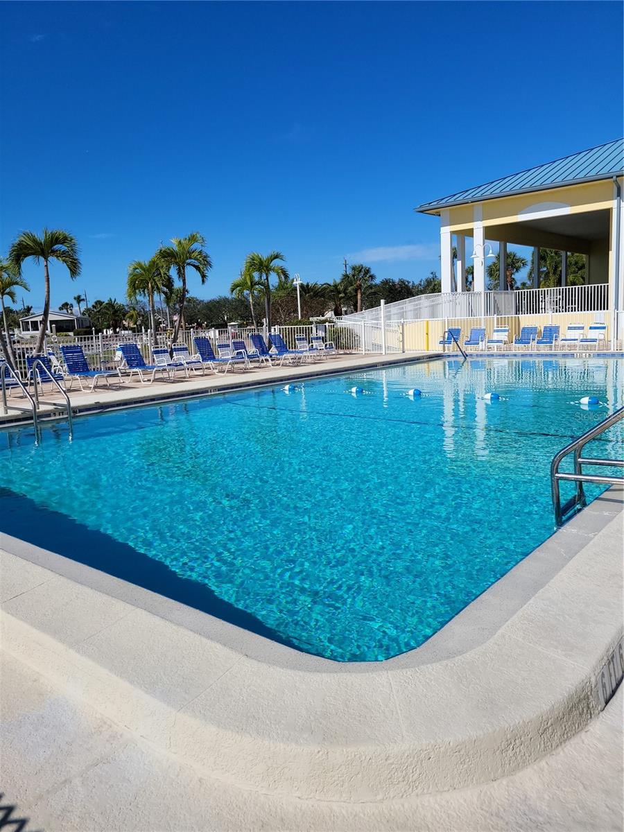 Image 33 of 43 For 65 Windmill Blvd Boulevard