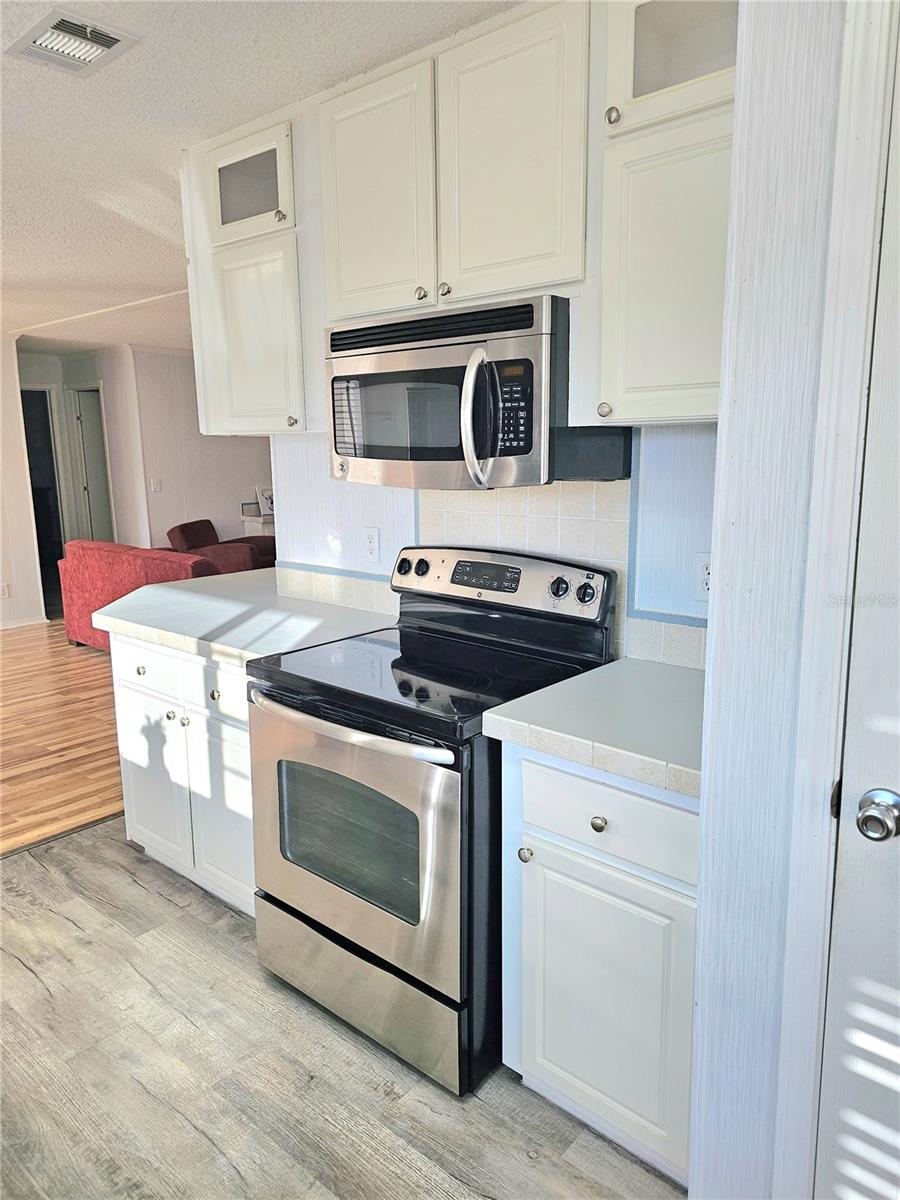 Image 9 of 43 For 65 Windmill Blvd Boulevard