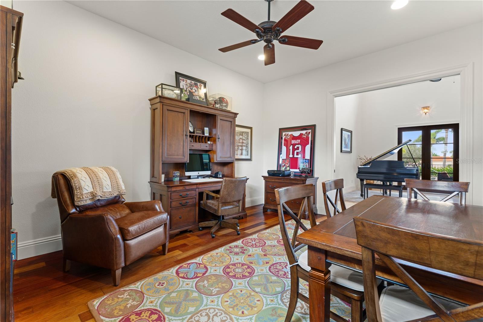 Image 37 of 90 For 4469 Harbor Boulevard