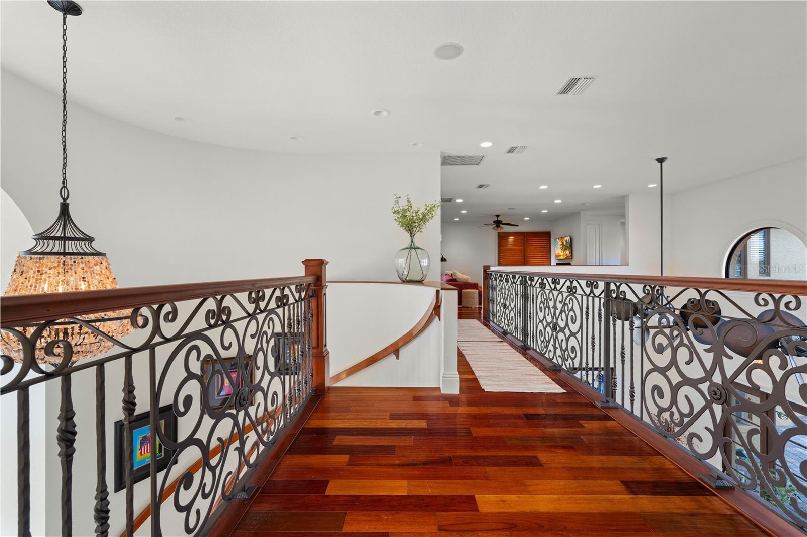 Image 48 of 90 For 4469 Harbor Boulevard