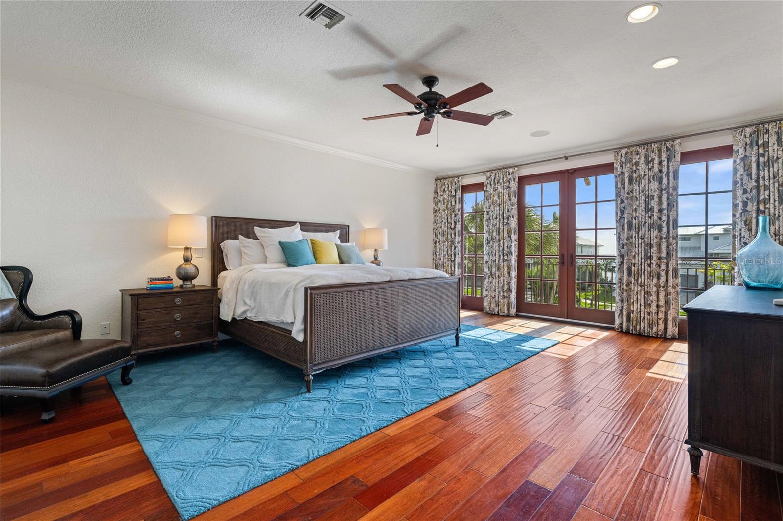 Image 53 of 90 For 4469 Harbor Boulevard