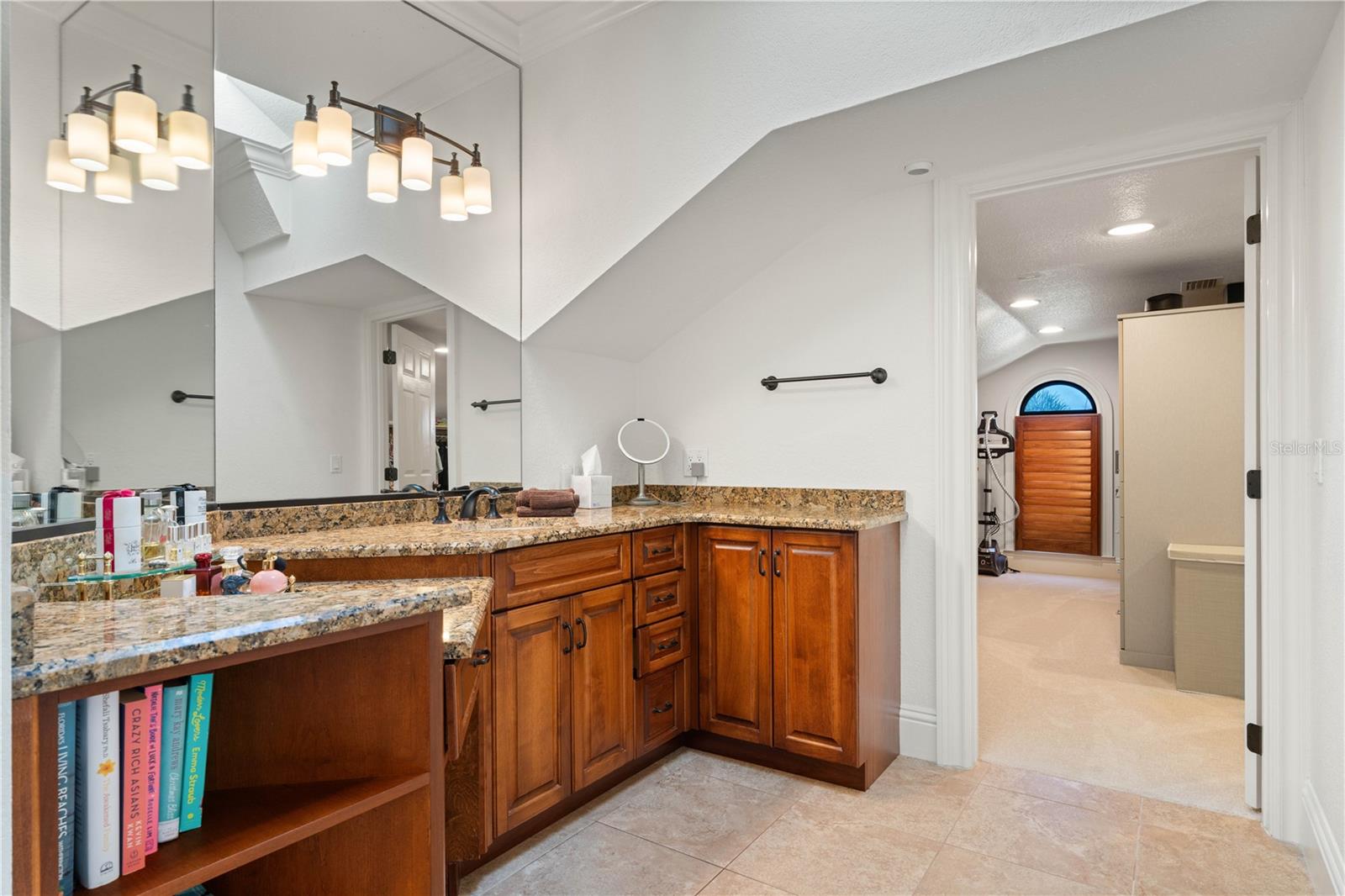 Image 56 of 90 For 4469 Harbor Boulevard