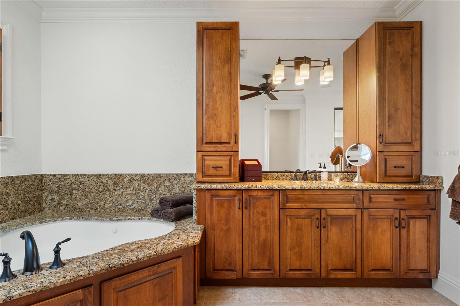 Image 60 of 90 For 4469 Harbor Boulevard