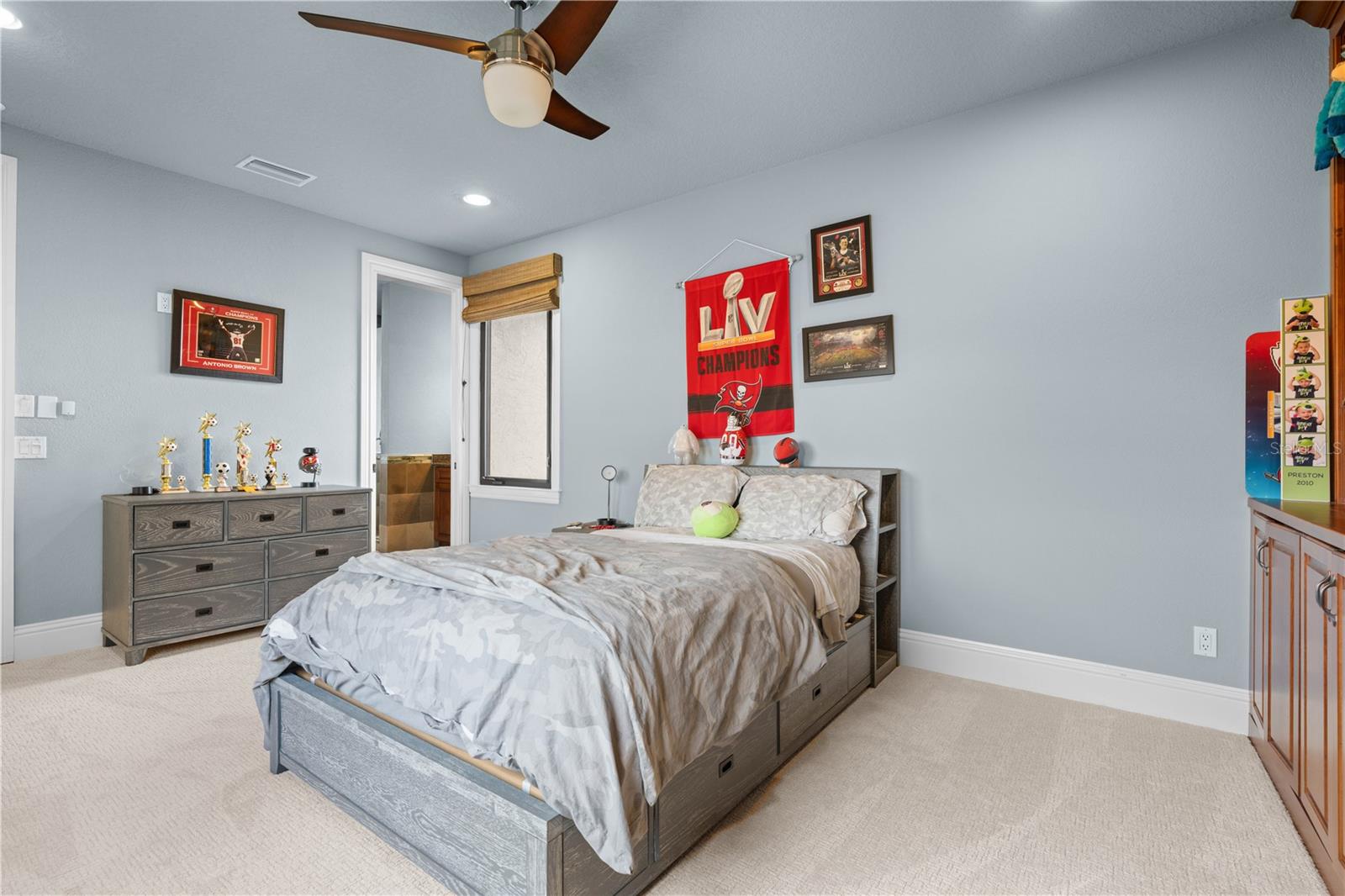 Image 68 of 90 For 4469 Harbor Boulevard