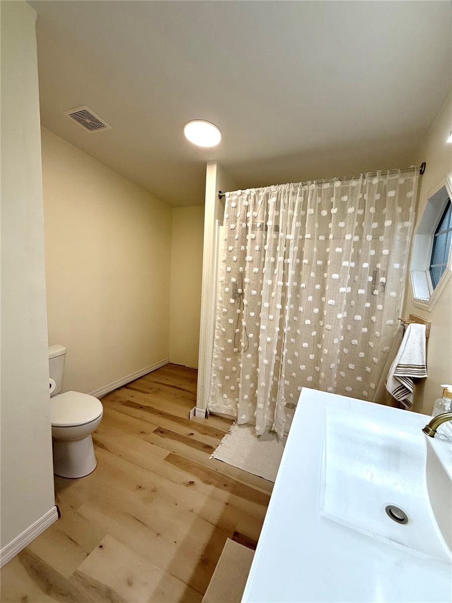 Image 15 of 58 For 5516 Maze Drive