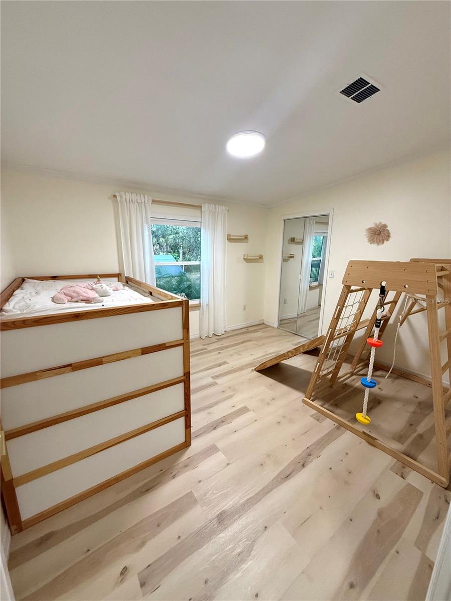 Image 18 of 58 For 5516 Maze Drive