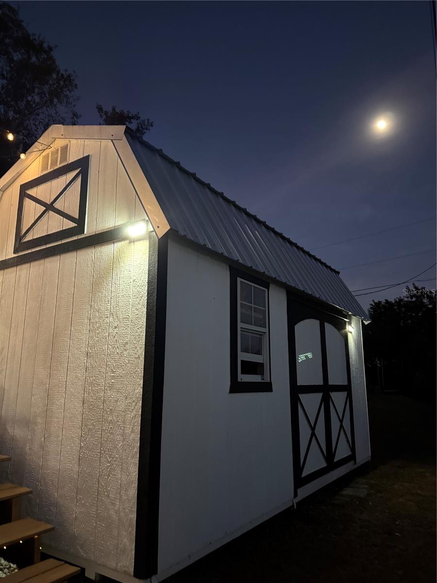 Image 31 of 58 For 5516 Maze Drive