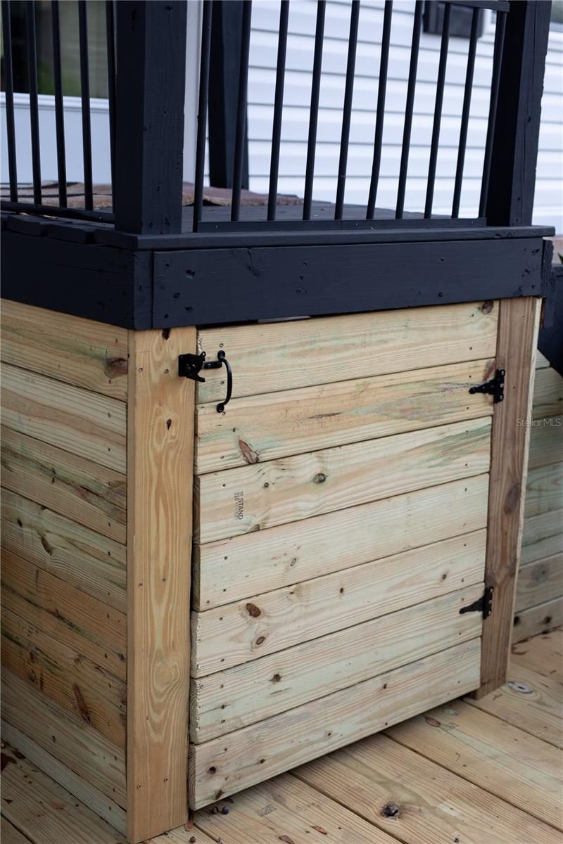 Image 41 of 58 For 5516 Maze Drive