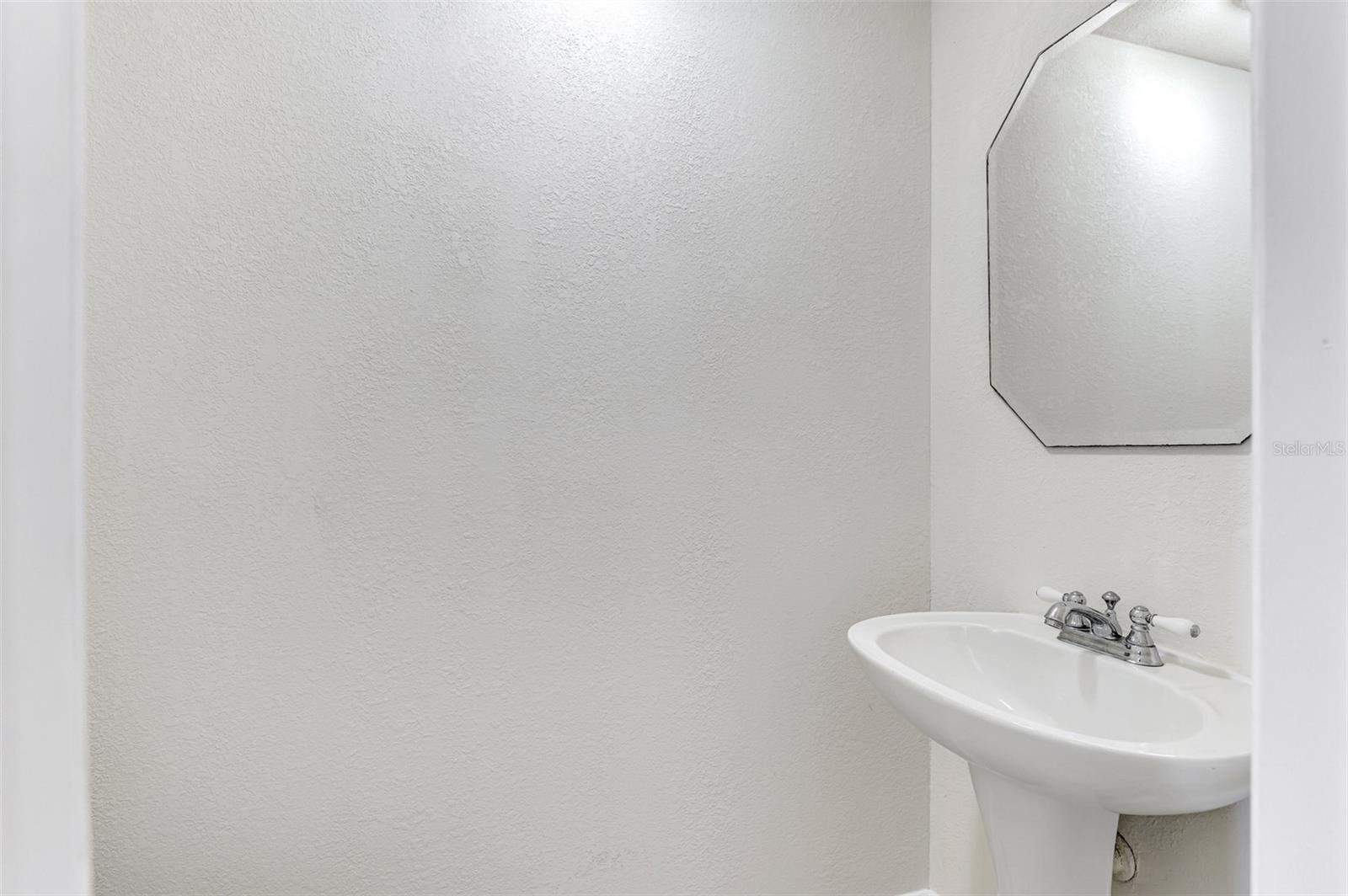 Image 36 of 64 For 26310 Rampart Boulevard 505-e