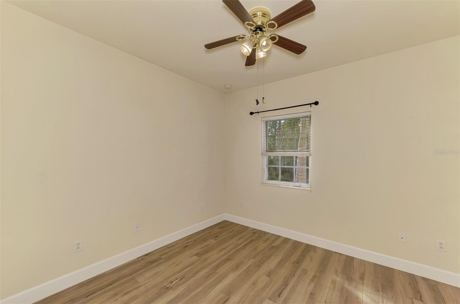 Image 28 of 52 For 1246 Rio De Janeiro Avenue 510