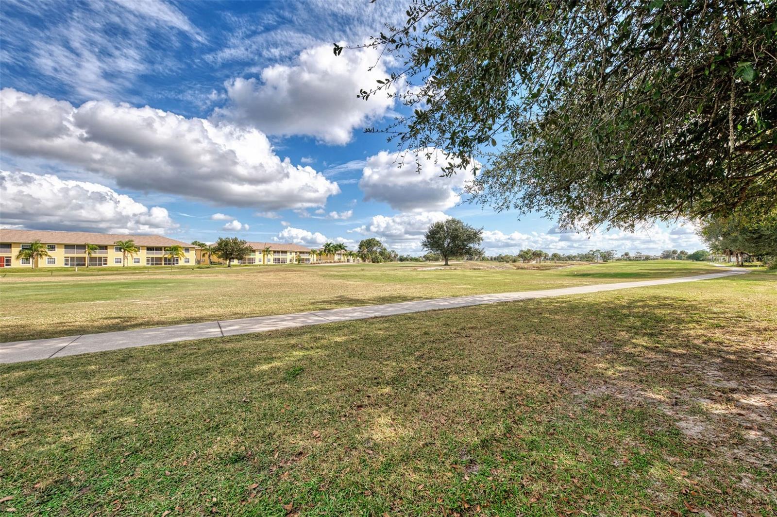 Image 39 of 52 For 1246 Rio De Janeiro Avenue 510