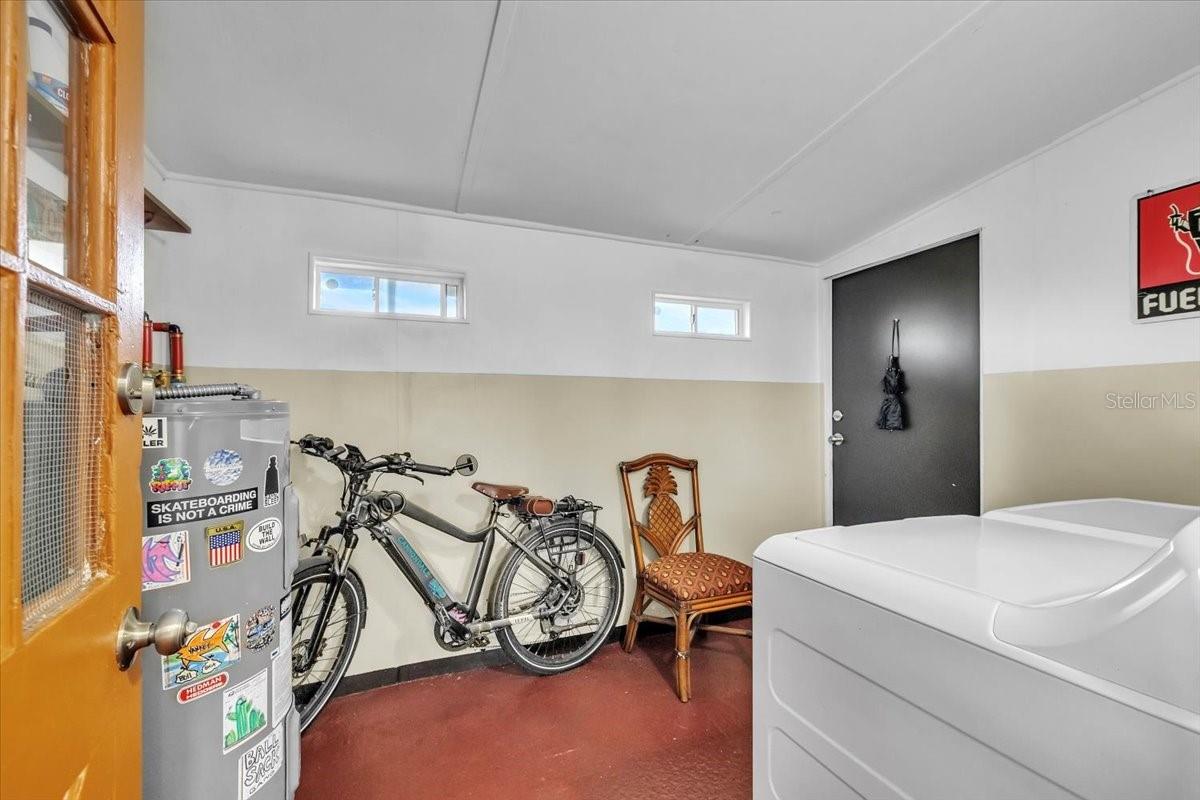 Image 22 of 39 For 1437 Coral Ridge Drive