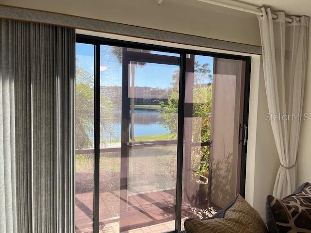 Image 4 of 36 For 23465 Harborview Road 1006