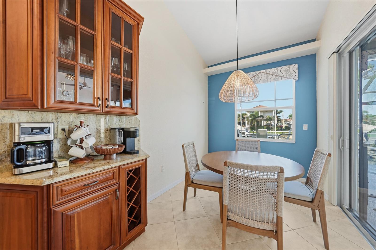 Image 24 of 67 For 43 Tropicana Drive