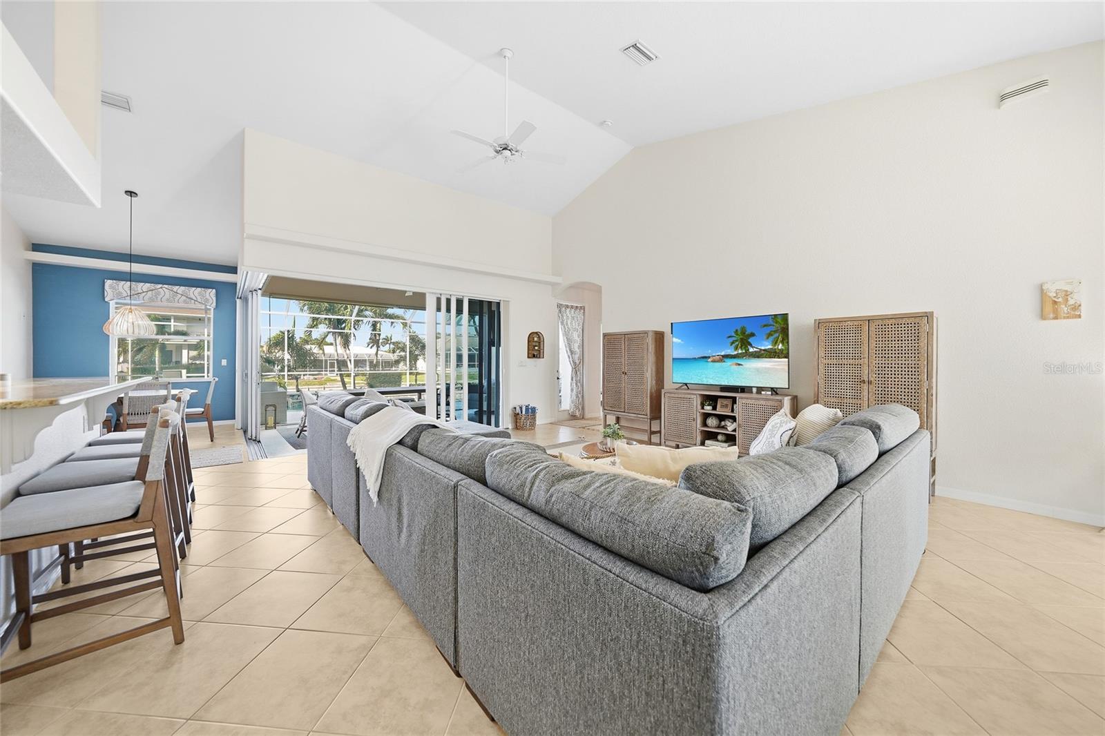 Image 28 of 67 For 43 Tropicana Drive