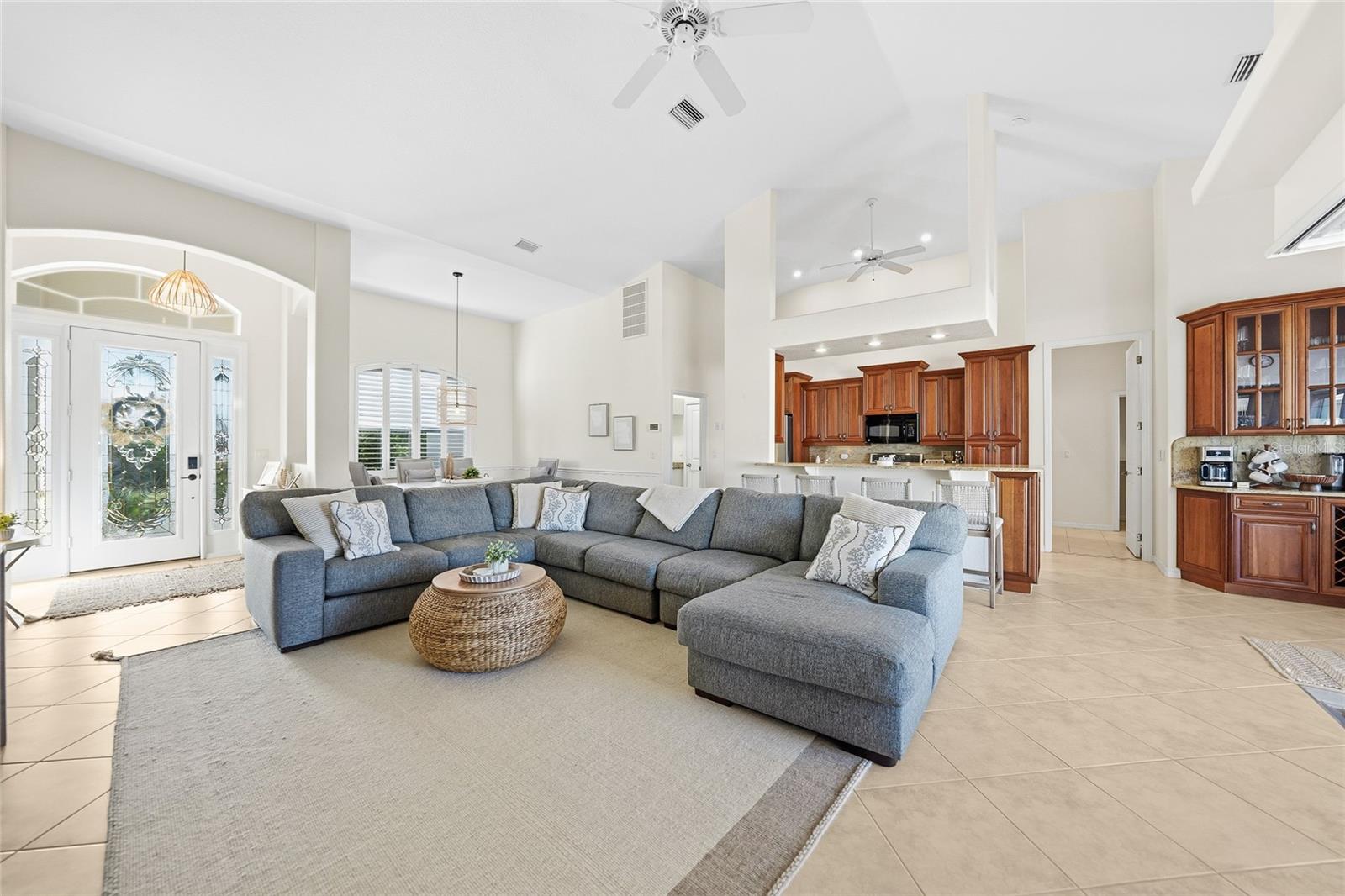 Image 30 of 67 For 43 Tropicana Drive