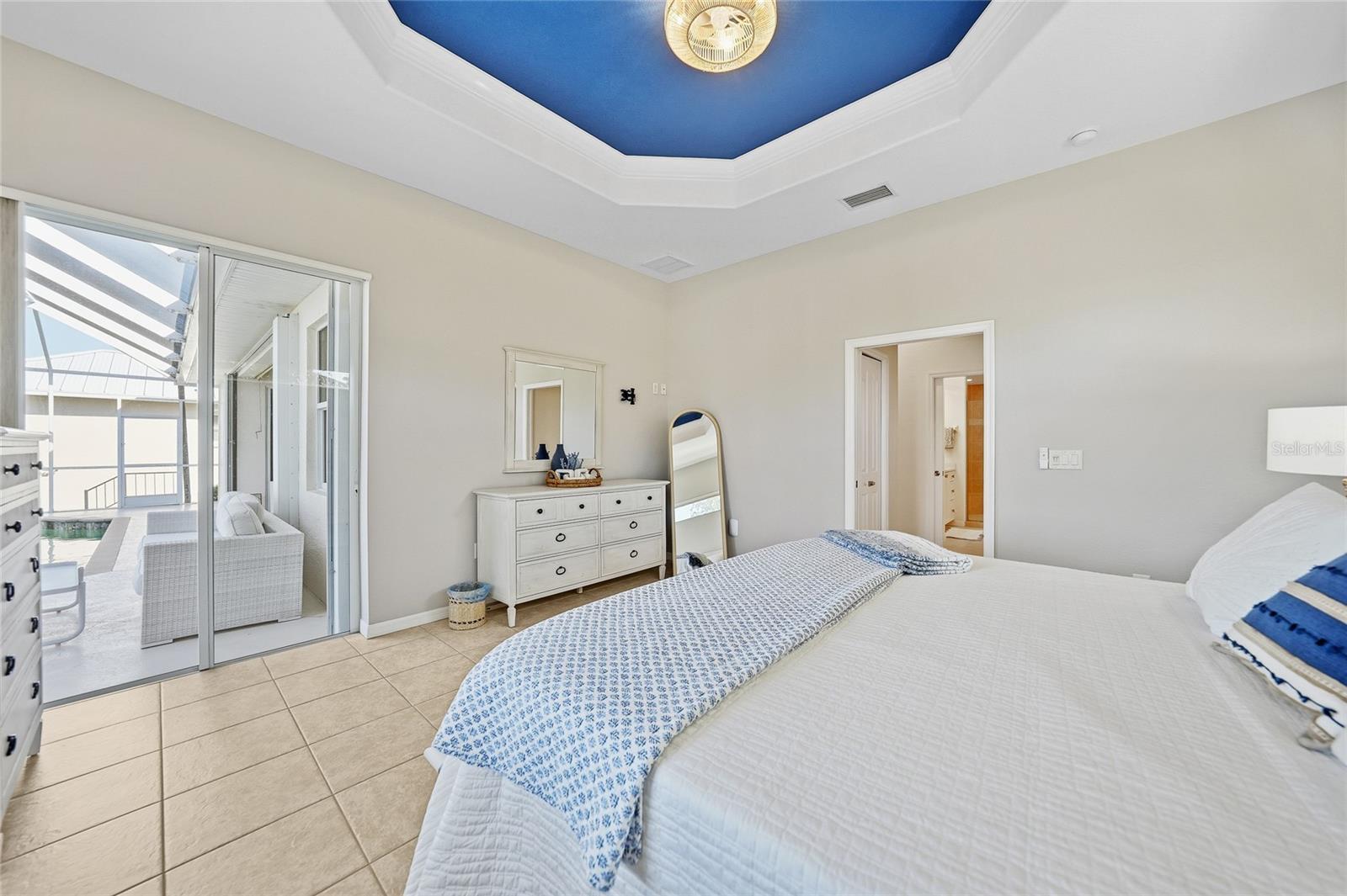 Image 36 of 67 For 43 Tropicana Drive