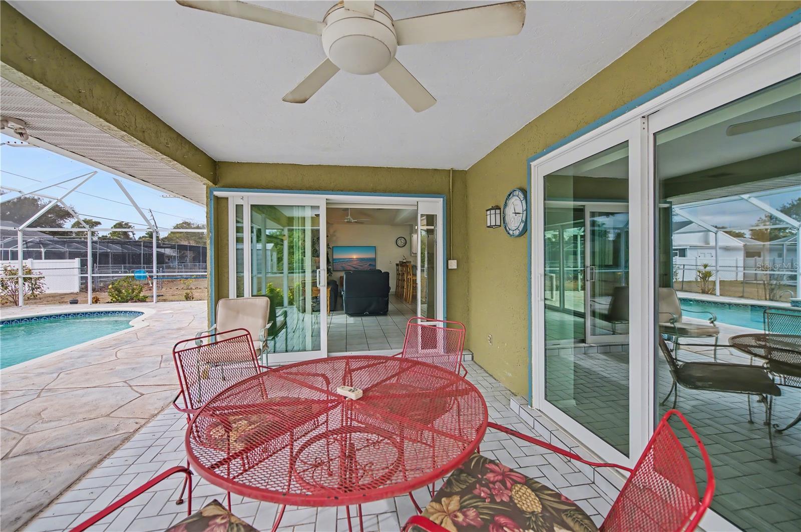 Listing photo id 45 for 21311 Leonard Avenue