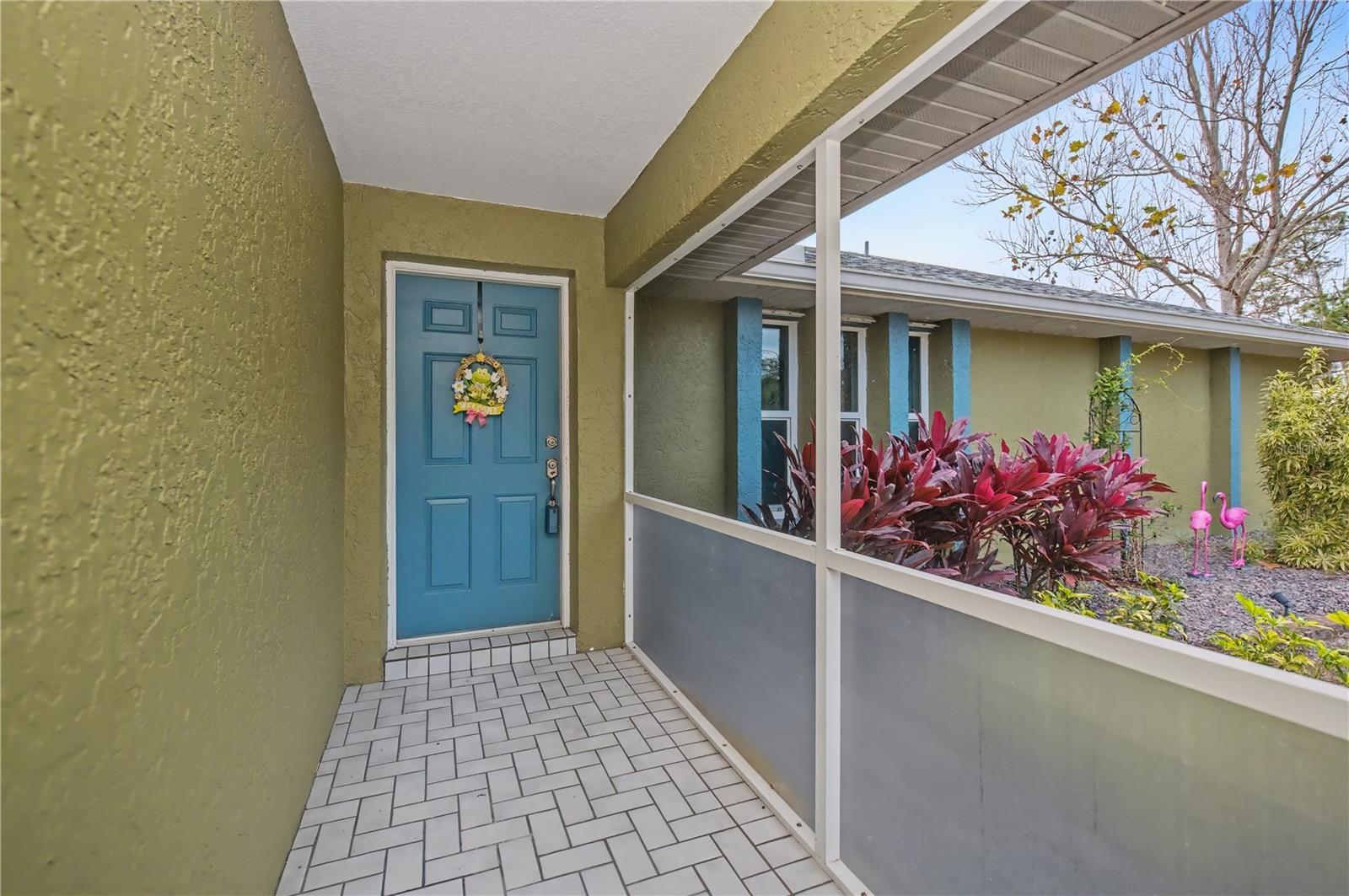 Listing photo id 4 for 21311 Leonard Avenue