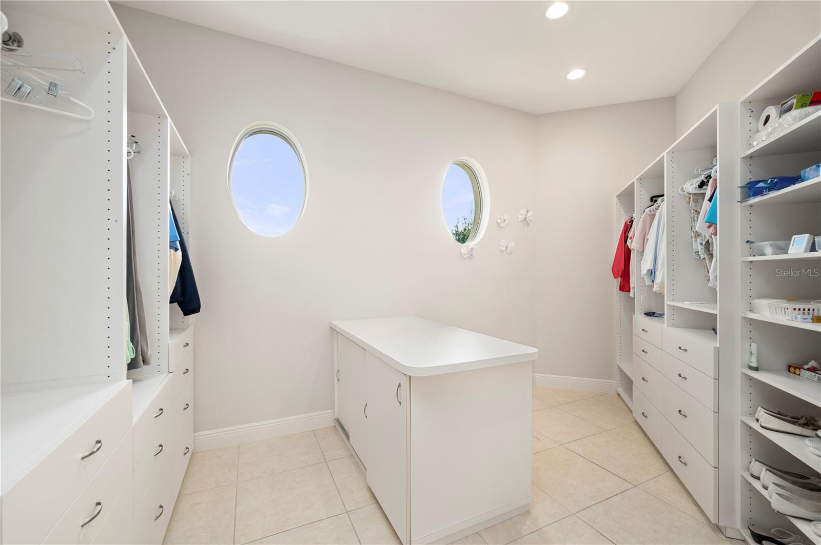 Image 31 of 74 For 1030 Conecta Drive