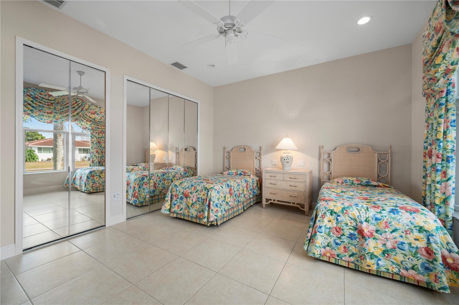 Image 44 of 74 For 1030 Conecta Drive