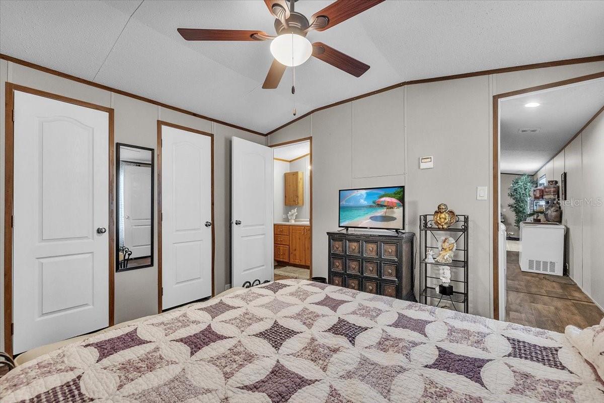 Image 13 of 34 For 45 Martin Luther King Jr Street 60