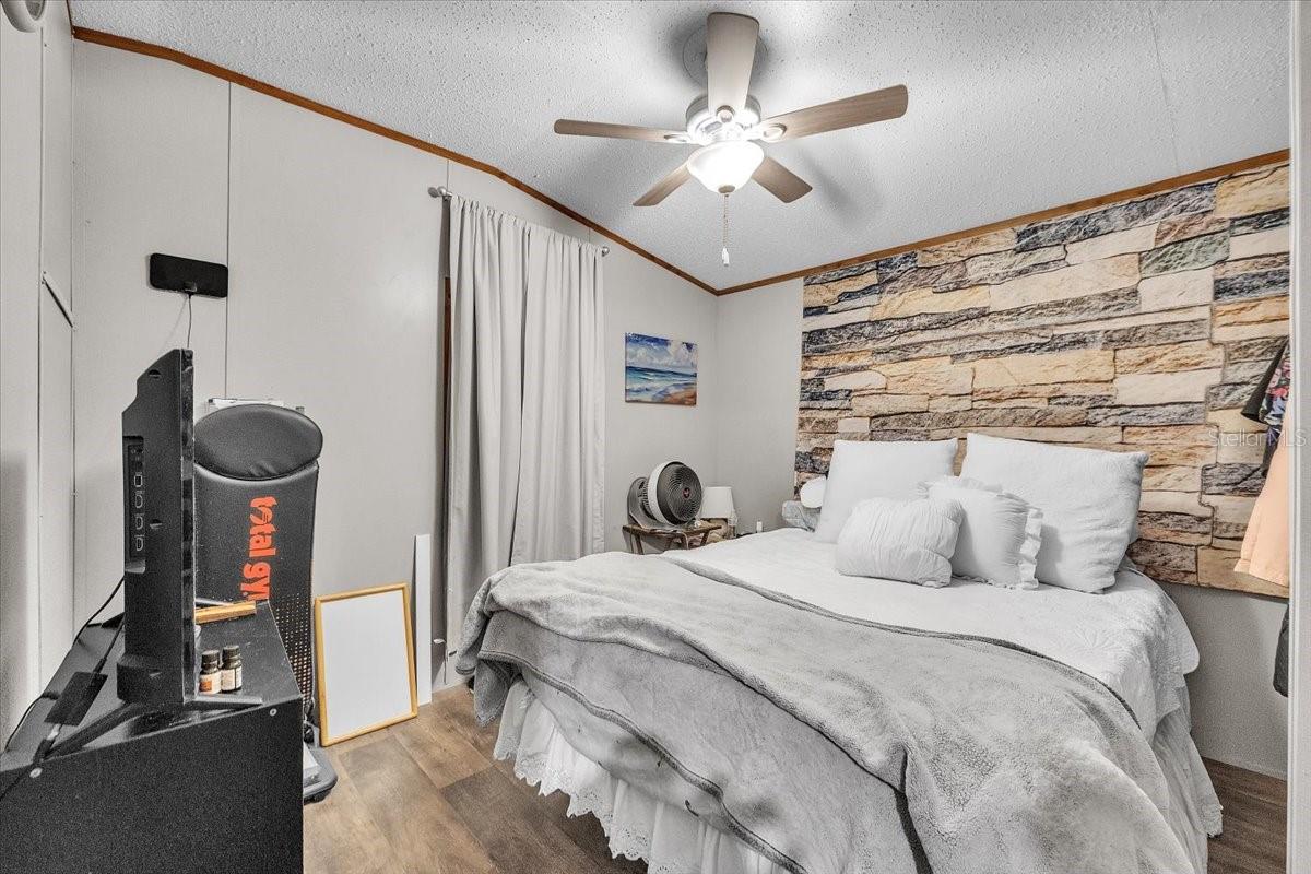 Image 17 of 34 For 45 Martin Luther King Jr Street 60