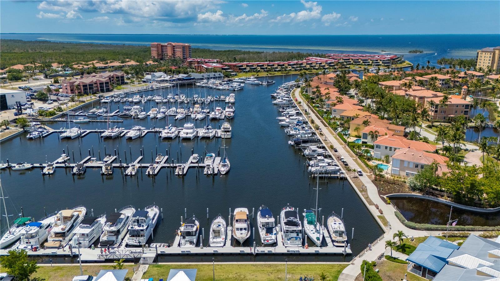 Image 43 of 52 For 310 Islamorada Boulevard
