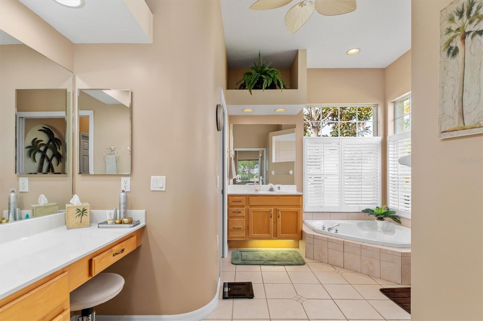 Image 19 of 53 For 5365 Pine Shadow Lane