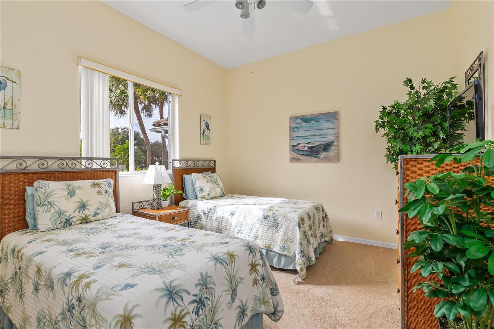 Image 26 of 53 For 5365 Pine Shadow Lane