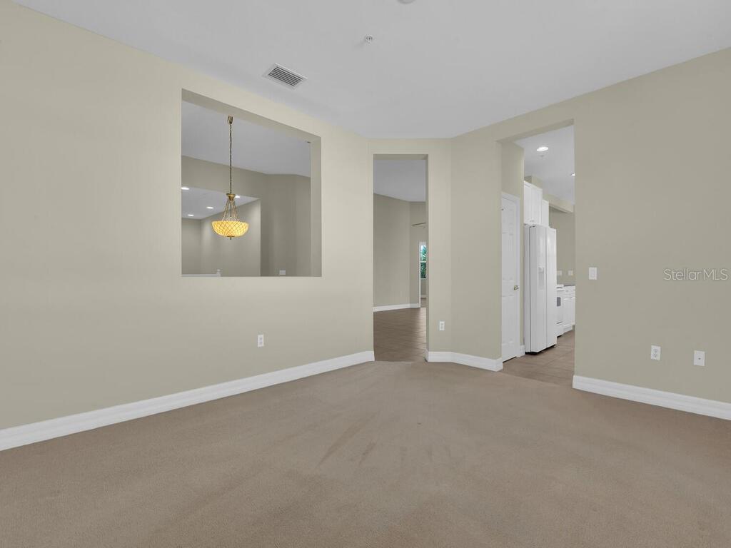 Image 15 of 44 For 14562 Dolce Vista Road 202