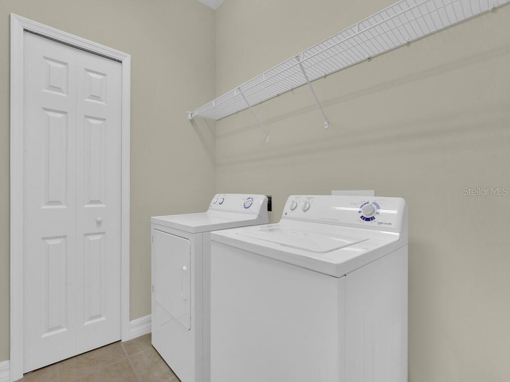 Image 35 of 44 For 14562 Dolce Vista Road 202