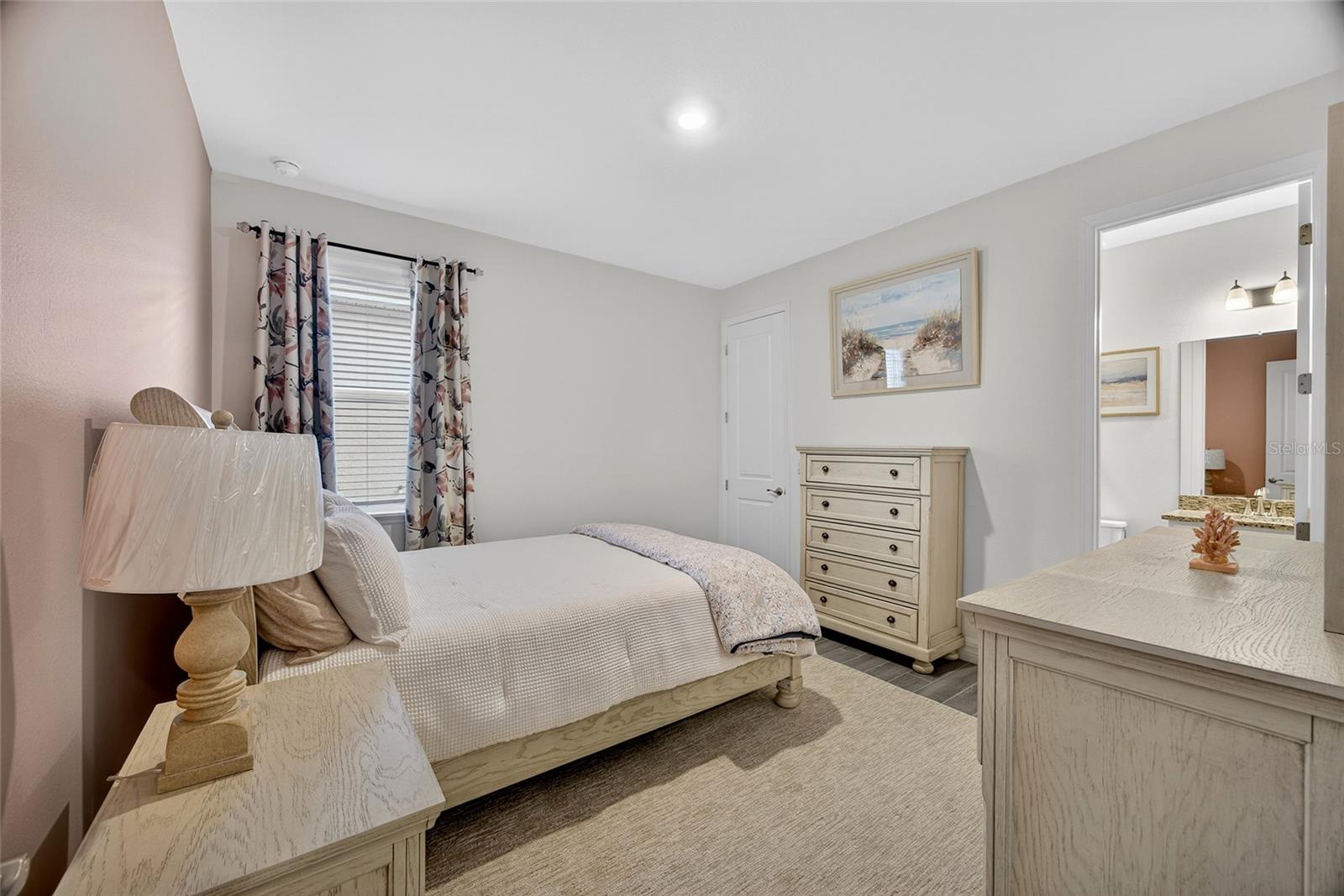 Image 24 of 46 For 25500 Calusa Drive